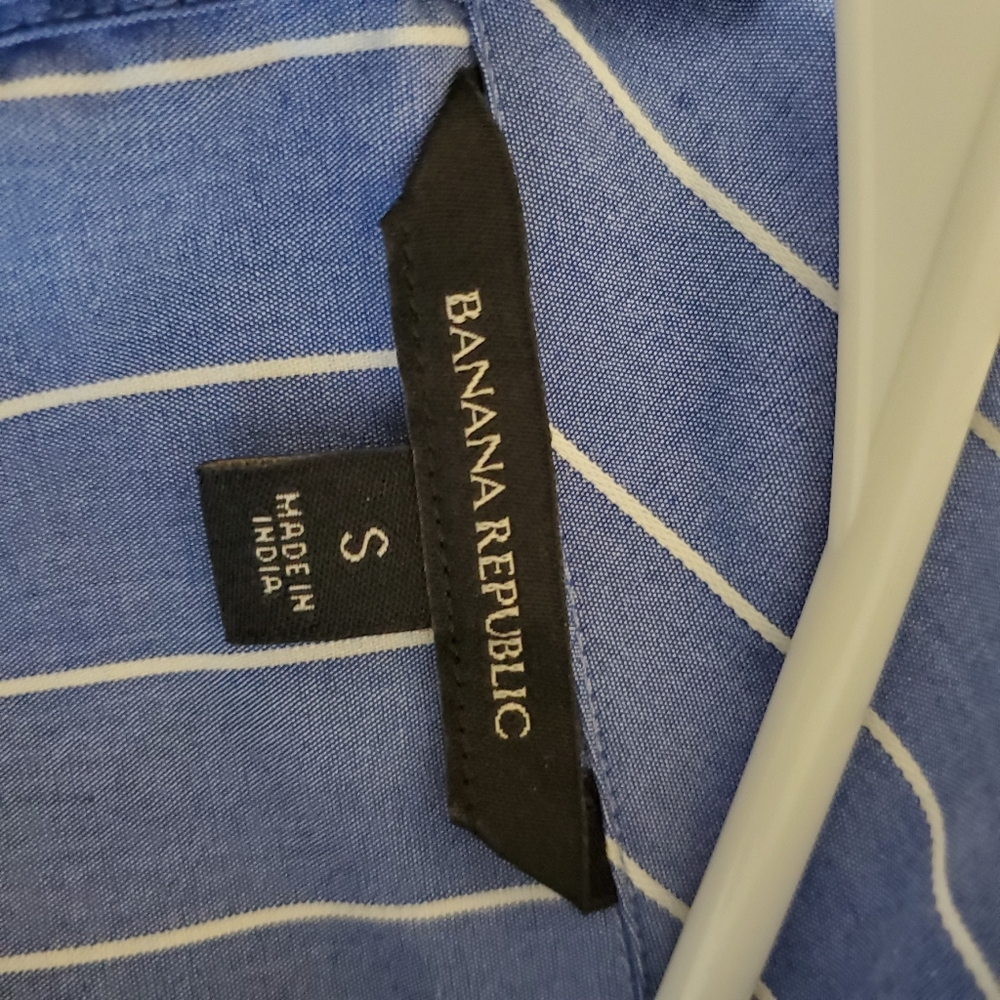 Banana Republic 👽 stripped shirt - Picture 3 of 4